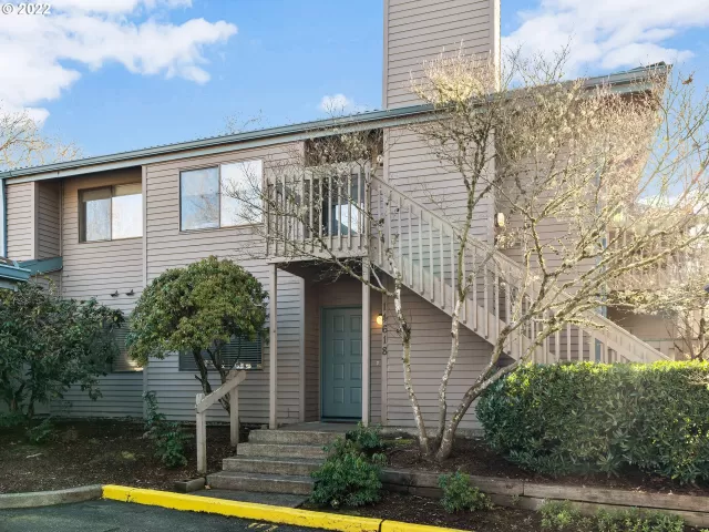 MLS: 22462309 Condo For Sale