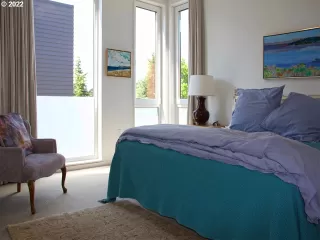 Photo #5: 22463178 Listing