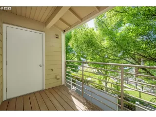 Photo #5: 22464803 Listing 