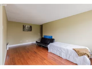 Photo #6: 22465034 Listing