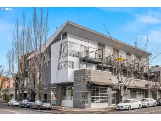 Photo #1: 22465246 Listing