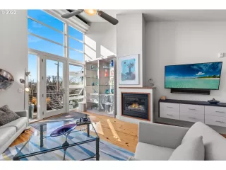 Photo #3: 22465246 Listing