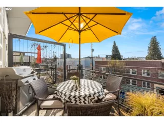 Photo #4: 22465246 Listing