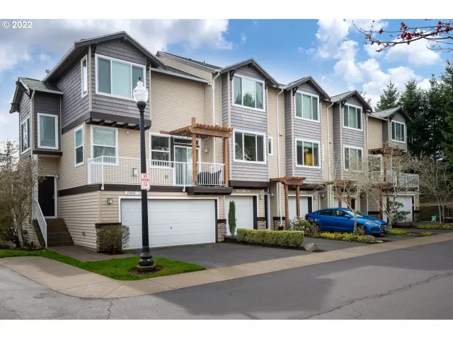 MLS: 22465783 Condo For Sale