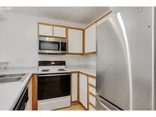 Photo #6: 22466647 Listing