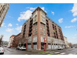 Photo #2: 22466701 Listing