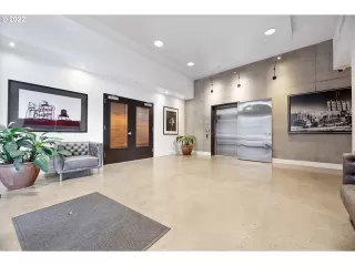 Photo #3: 22466701 Listing