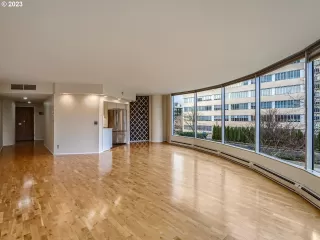 Photo #6: 22467302 Listing 