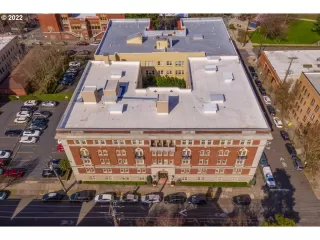 Photo #1: 22467353 Listing 