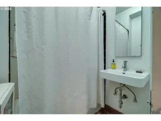 Photo #2: 22467353 Listing 