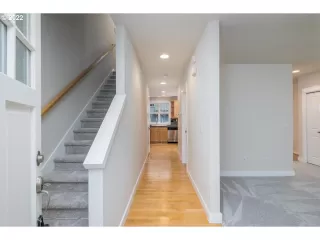 Photo #1: 22467813 Listing 