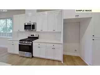 Photo #6: 22468030 Listing 