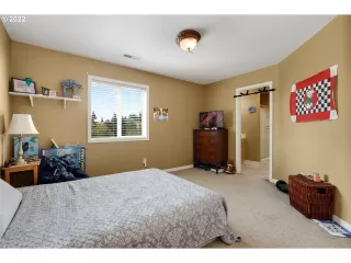 Photo #6: 22468039 Listing