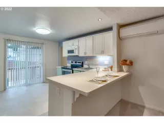 Photo #6: 22468305 Listing 