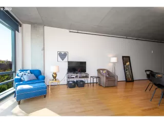 Photo #6: 22469282 Listing 