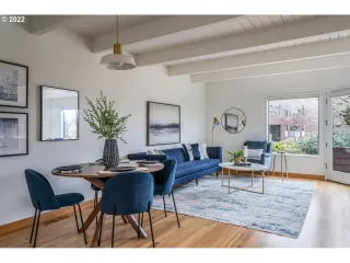 Photo #2: 22470926 Listing