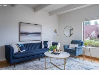 Photo #4: 22470926 Listing