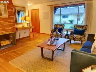 Photo #6: 22472402 Listing