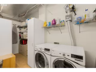 Photo #5: 22474151 Listing 