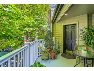 Photo #4: 22474870 Listing