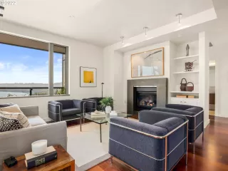 Photo #6: 22475059 Listing