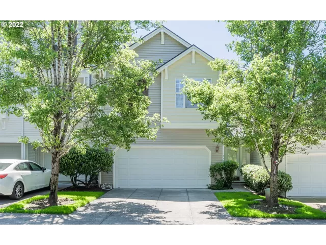 MLS: 22475581 Condo For Sale