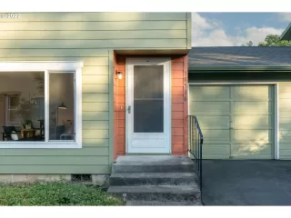 Photo #1: 22476481 Listing