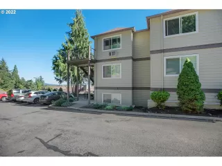 Photo #2: 22477354 Listing