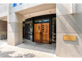 Photo #1: 22478309 Listing 