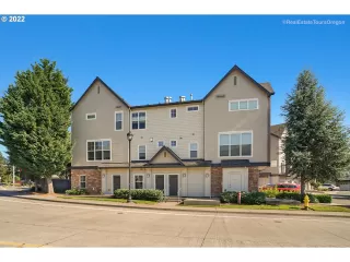 Photo #2: 22479711 Listing