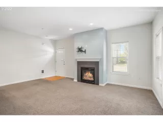 Photo #6: 22479711 Listing