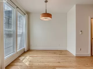 Photo #4: 22480327 Listing 