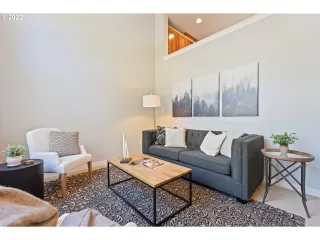 Photo #5: 22480578 Listing