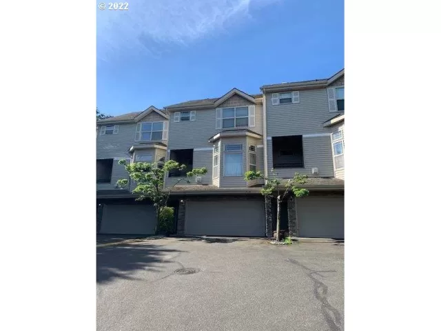 MLS: 22482908 Condo For Sale