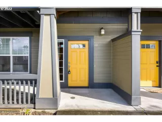 Photo #2: 22482956 Listing 