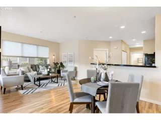 Photo #5: 22482956 Listing 