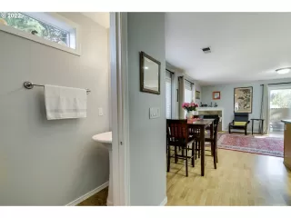 Photo #1: 22483146 Listing