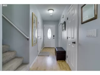 Photo #2: 22483146 Listing