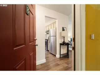 Photo #2: 22483336 Listing