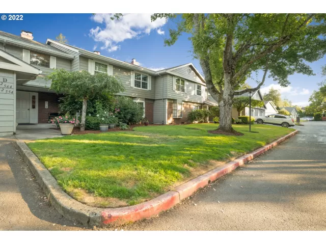 MLS: 22483556 Condo For Sale