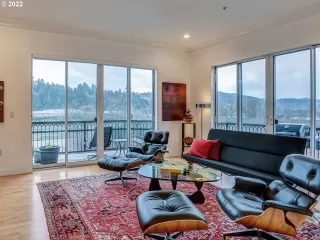 Photo #1: 22484259 Listing