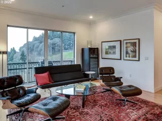 Photo #5: 22484259 Listing