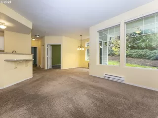 Photo #5: 22485574 Listing 