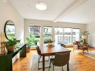 Photo #4: 22485881 Listing