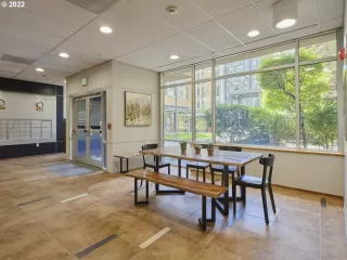 Photo #3: 22485970 Listing