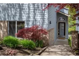 Photo #2: 22487495 Listing