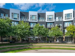 Photo #2: 22488562 Listing