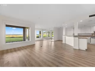 Photo #3: 22489364 Listing 