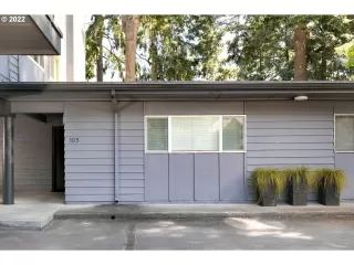 Photo #3: 22489613 Listing