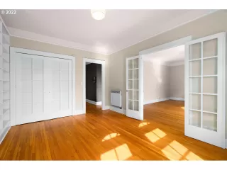 Photo #3: 22490020 Listing 